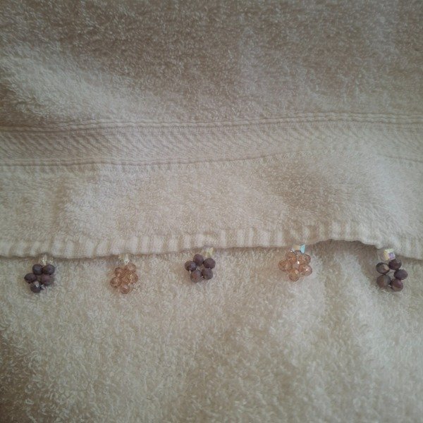 Producto - TOALLITA CON PIEDRAS