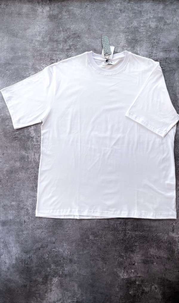 Producto - Remera Básica VALKER