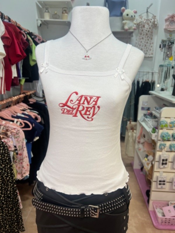 Musculosa Lana del Rey coquette — imagen 4