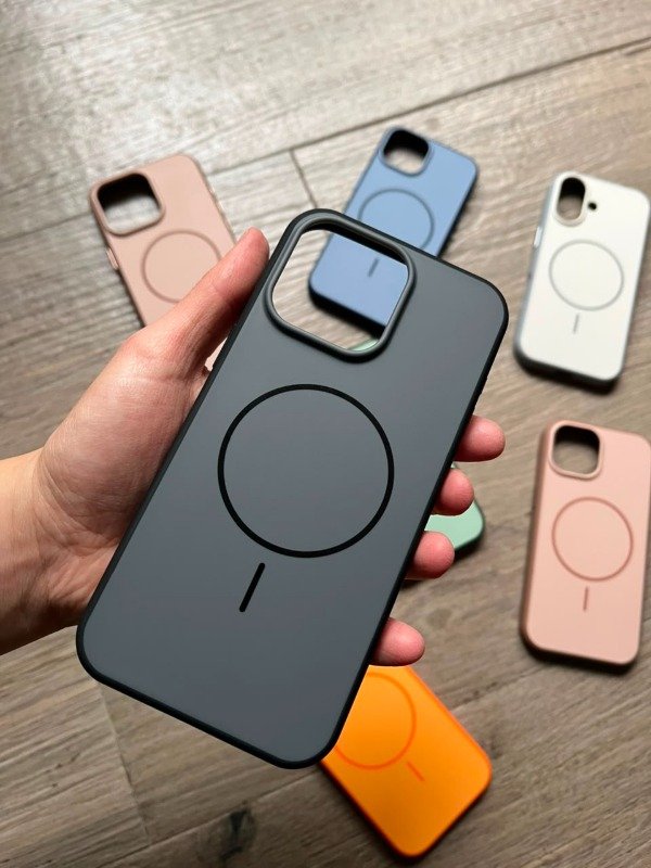 Producto - Funda BASIC COLORS MAGSAFE - iPhone 15 Pro Max - 1