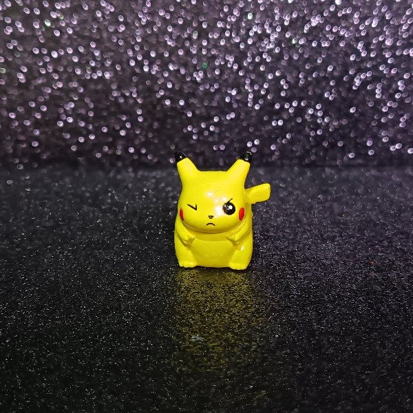 Producto - Pikachu BANDAI Mini (guiñando ojo derecho)