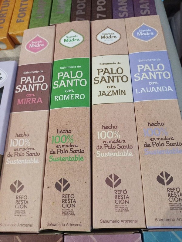 Producto - Sahumerio Línea Palo Santo  -  Sagrada Madre -