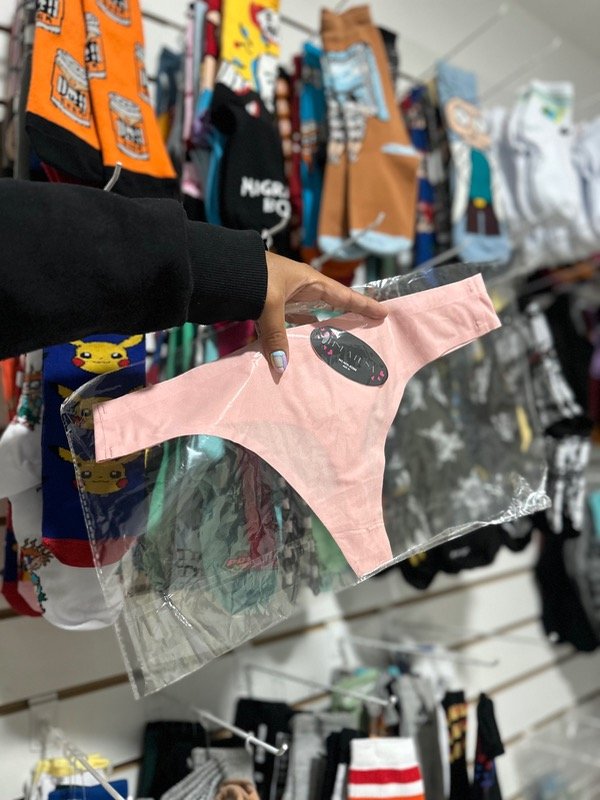 Producto - Tanga rosa XL