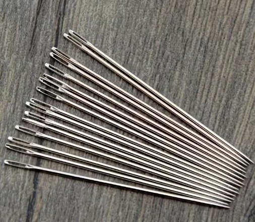 Producto - Aguja metálica para costura y/o punto cruz OJAL GRANDE 9 cm