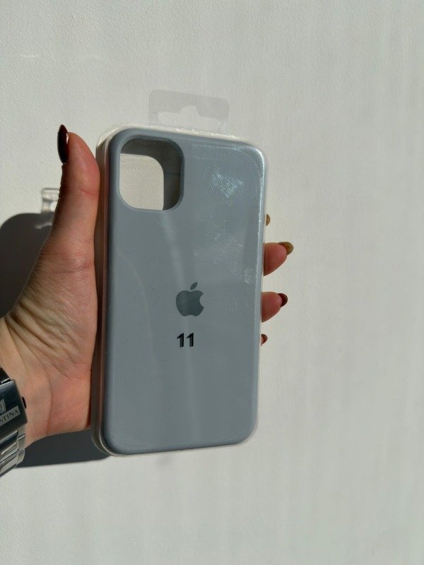 Producto - Silicone case IPhone 11 niebla