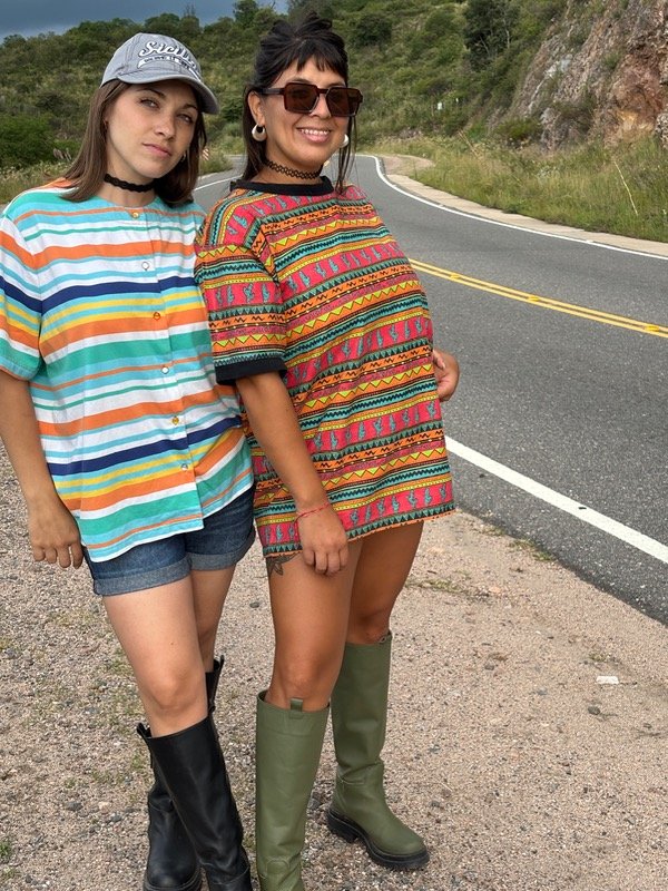 Producto - Remera rayada multicolor