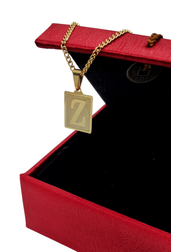 Producto - Inicial dorada Z, cuadrada con relieve