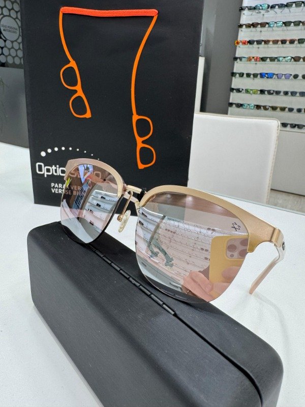 Producto - Gafas de sol multimarcas XV