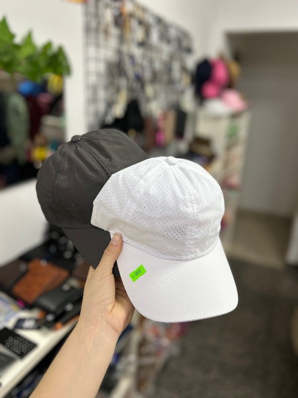 Producto - Gorra deportiva transpirable