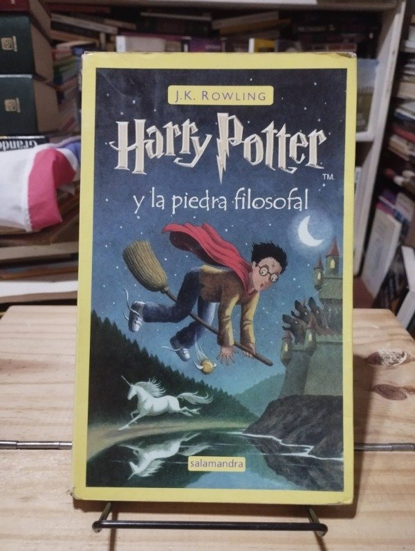 Producto - HARRY POTTER Y LA PIEDRA FILOSOFAL - J.K. Rowling
