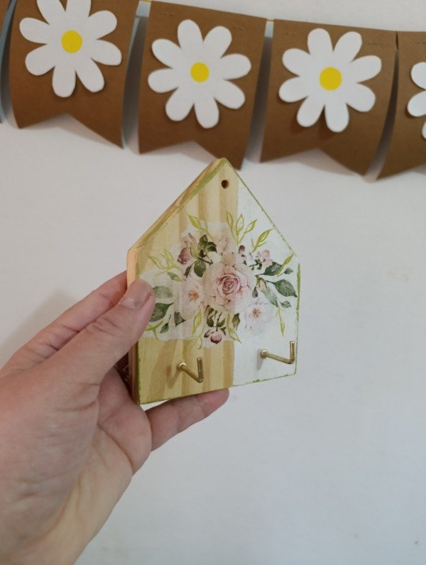 Producto - Portallavero de pared Casita con flores - 1