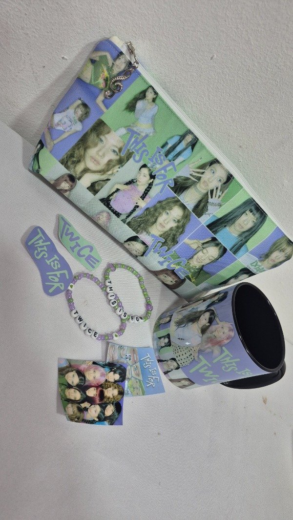 Producto - Box TAZA CARTUCHERA PULSERAS STICKERS
