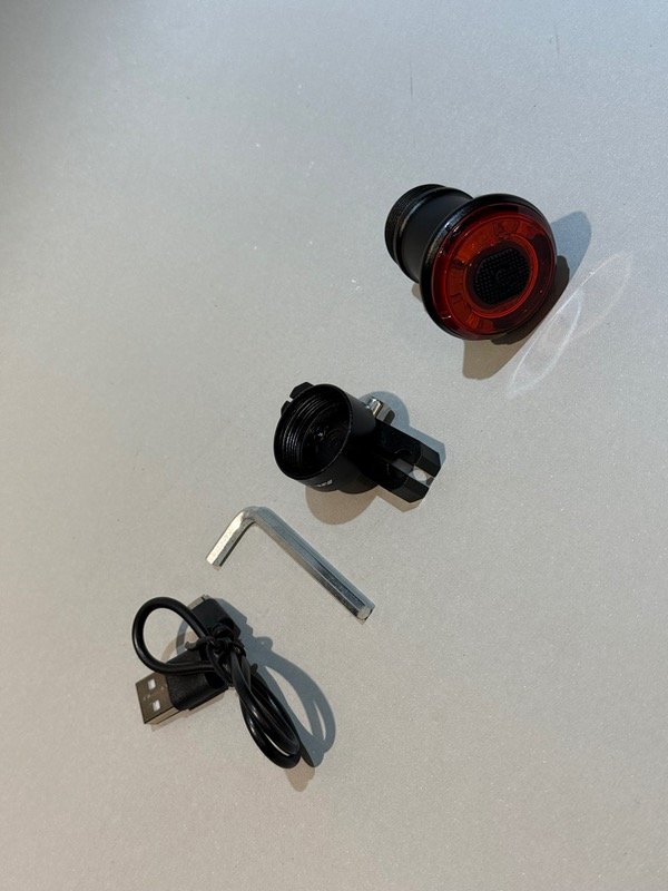 Producto - Luz trasera inteligente