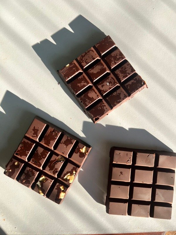 Producto - Chocolate cacao al 80 con castañas y sal marina - 1