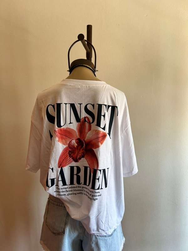 Producto - REMERA OVER SUNSET