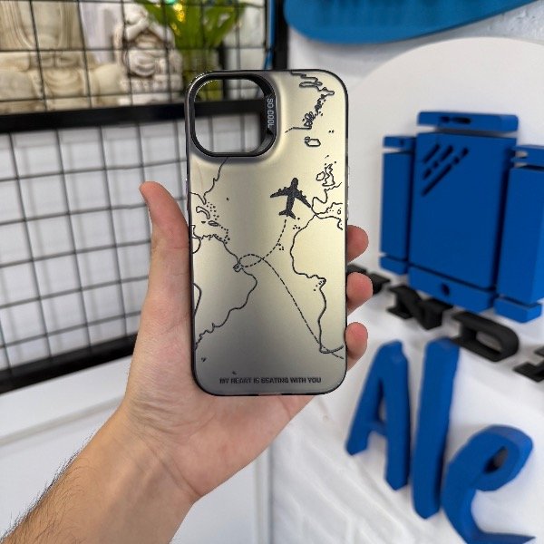 Producto - Travel Negra - iPhone 13