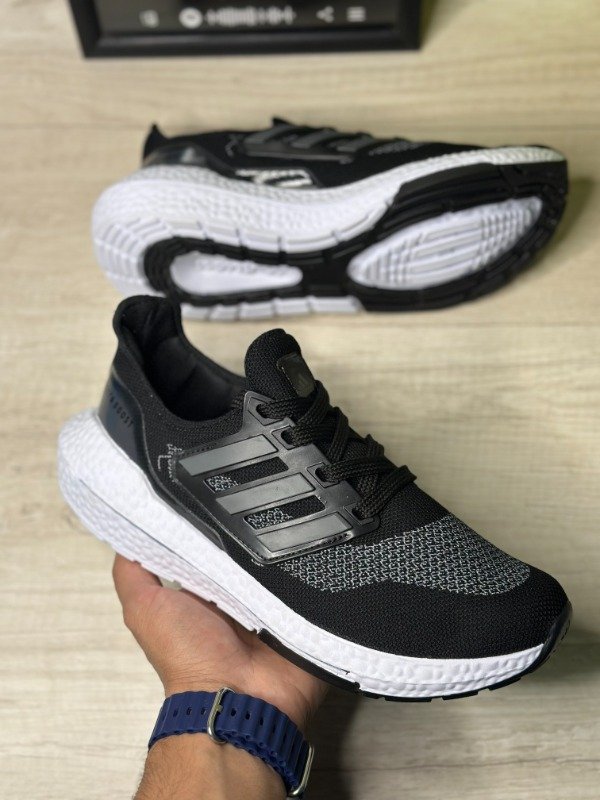 Producto - Adidas Ultraboost Light