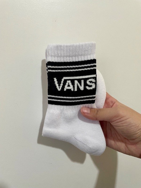 Tenis adulto Vans blanca franjas negras
