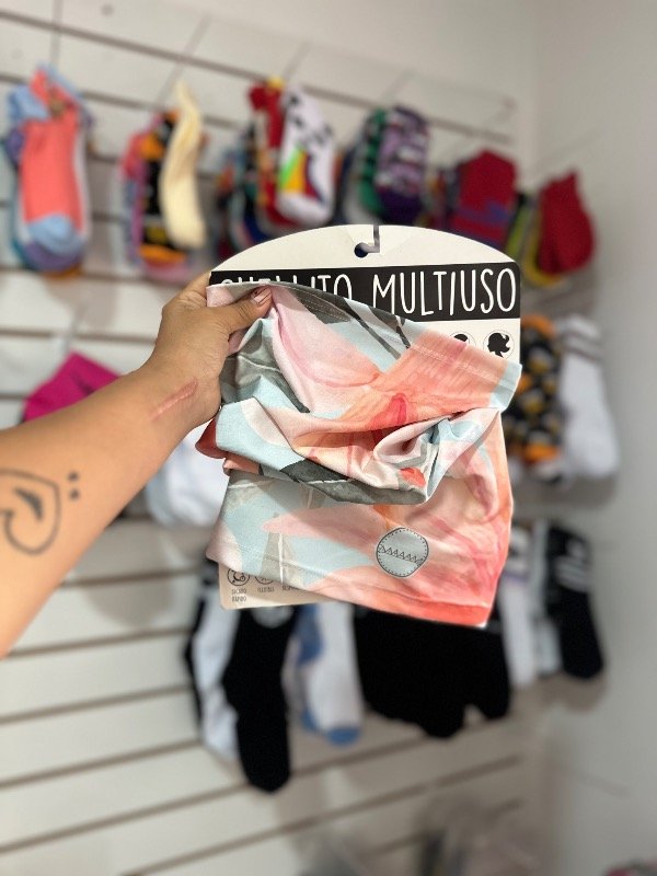 Producto - Cuellito flores liviano