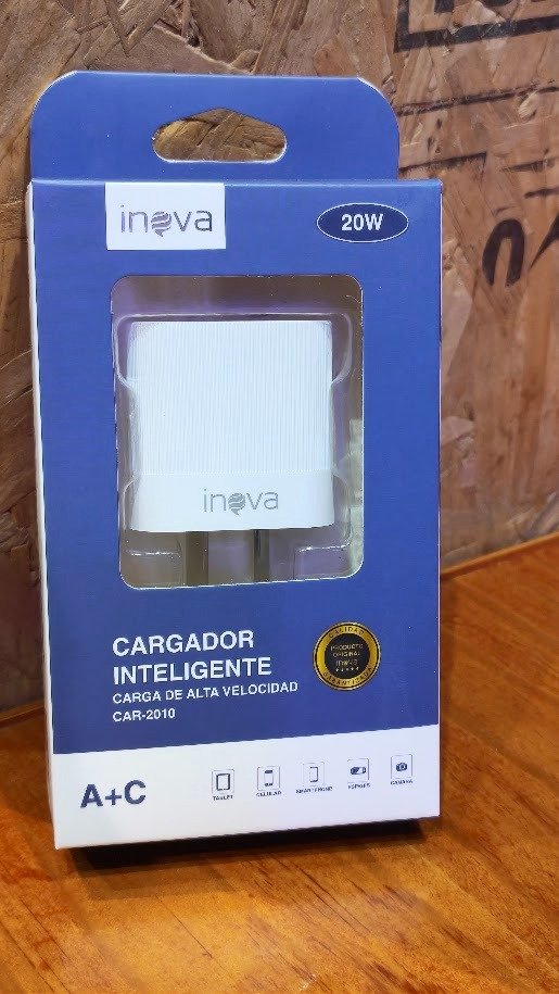Producto - Cargador Inova Car-2010 Con Usb-a/usb-c - 1