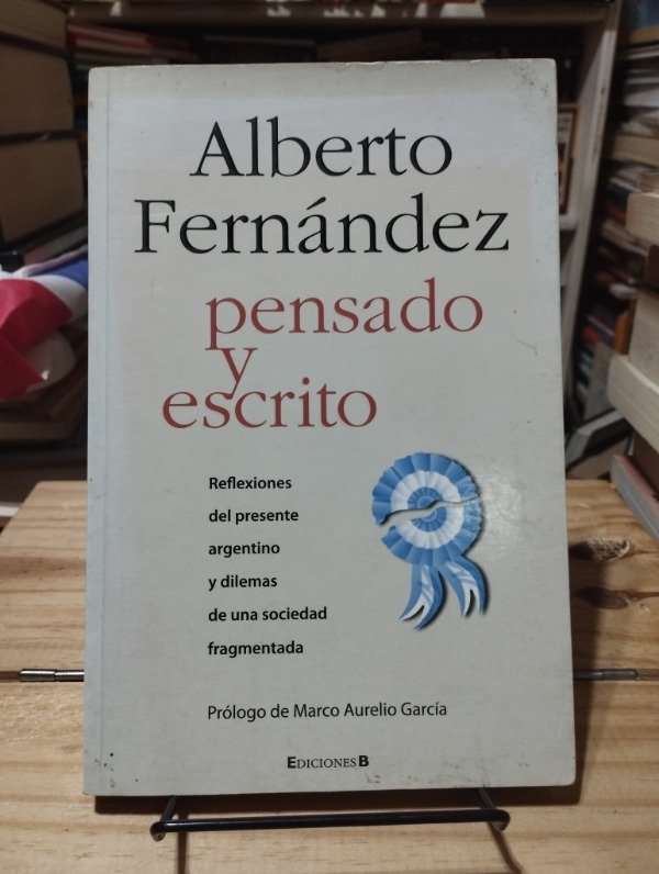 Producto - PENSADO Y ESCRITO - Alberto Fernández