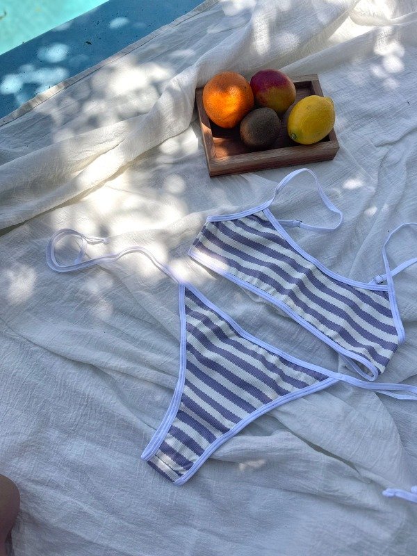 Producto - Bikini lineas lila