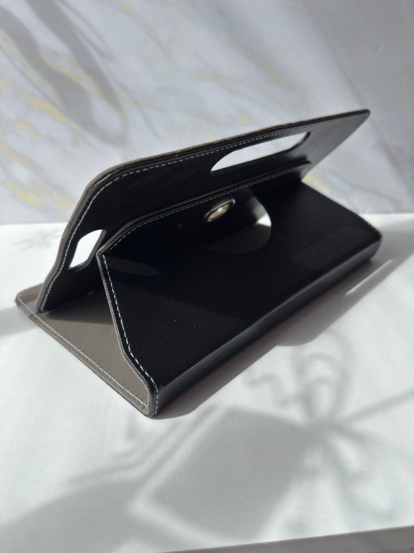Producto - Funda con tapa universal para tablet 8" negro