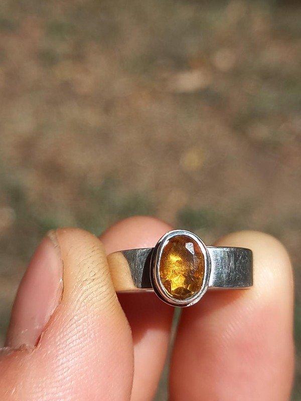 Producto - Anillo de plata y Cuarzo Citrino faceteado 16 mm