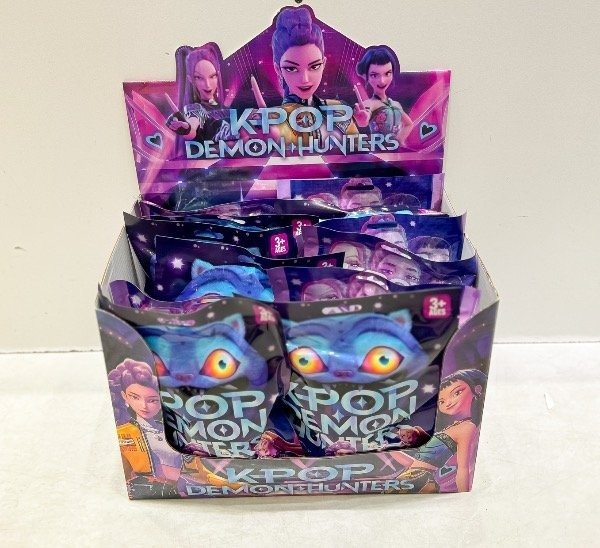 Producto - Sobre Sorpresa de peluche de Las guerreras K Pop