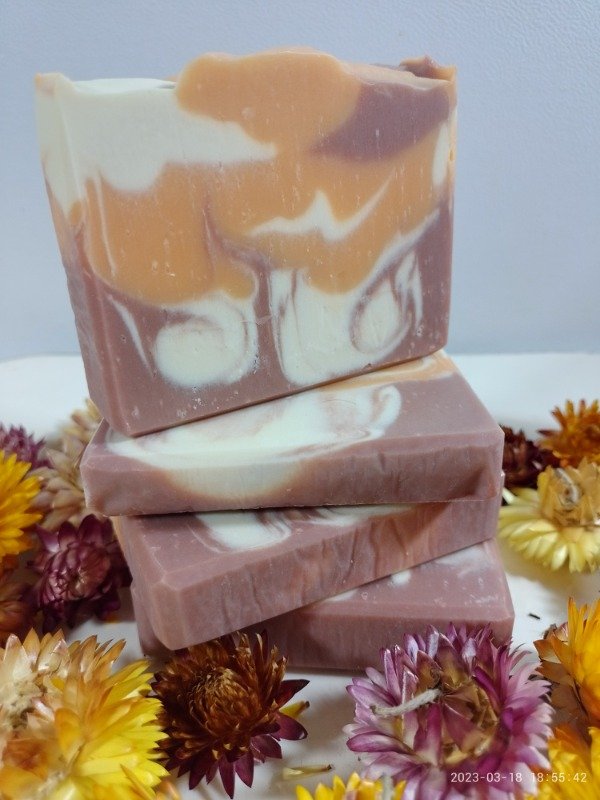 Producto - JABON CON FRAGANCIA A VAINILLA Y NARANJA