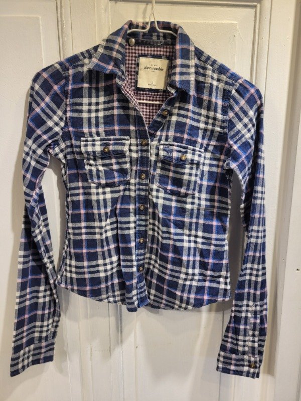 Producto - Camisa ABERCROMBIE cuadrillé azul blanco y rosa Talle 10 años - PRECIO: 15X