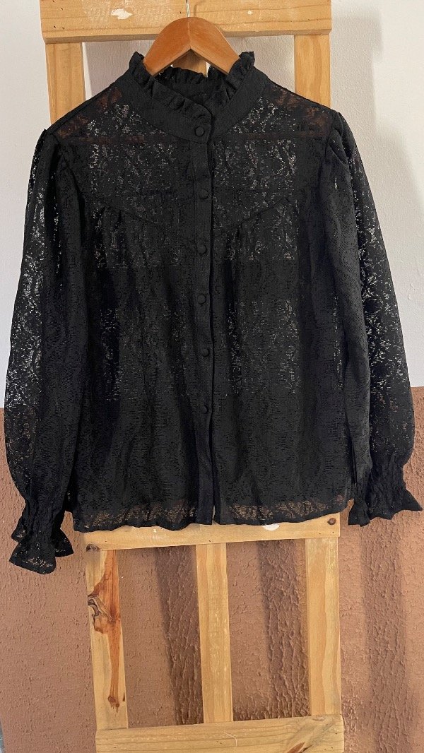 Producto - BLUSA DE ENCAJE (2 colores) - 1