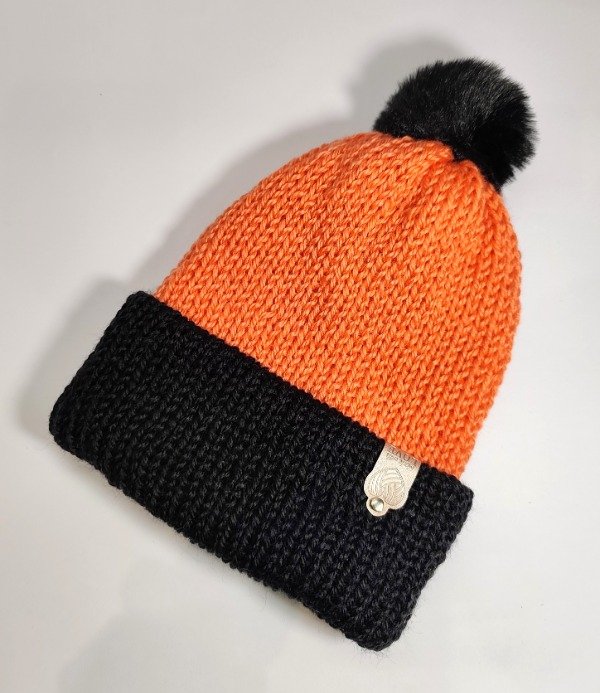 Producto - Gorro Naranja y Negro