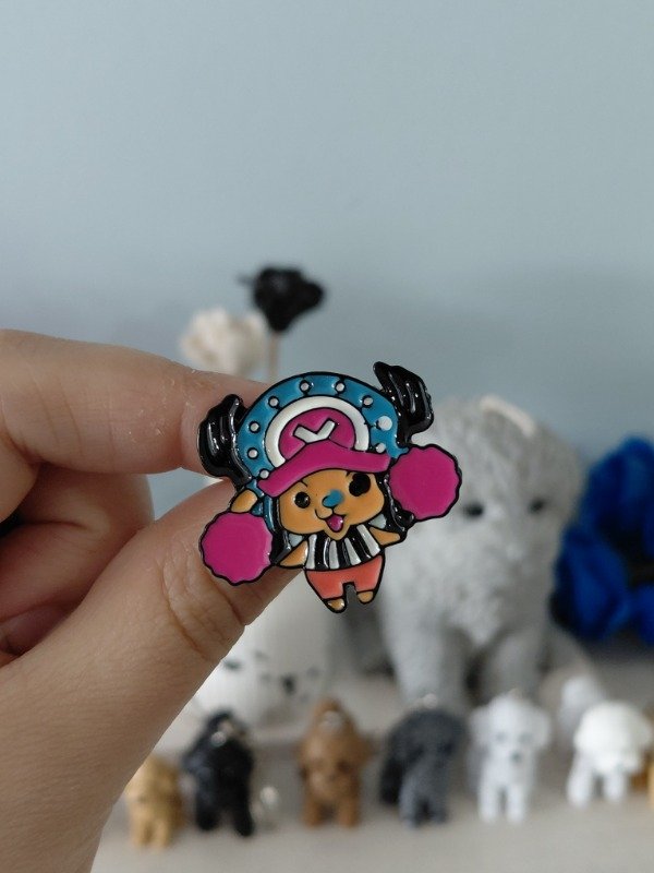 Producto - Pin metalizado - One Piece "Chopper" #2128