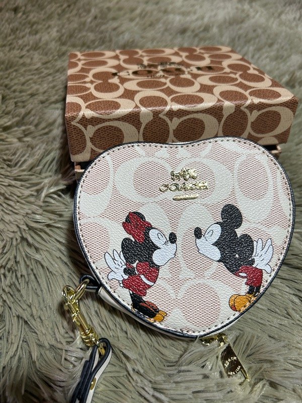 Producto - Monedero coach Mickey y Minnie