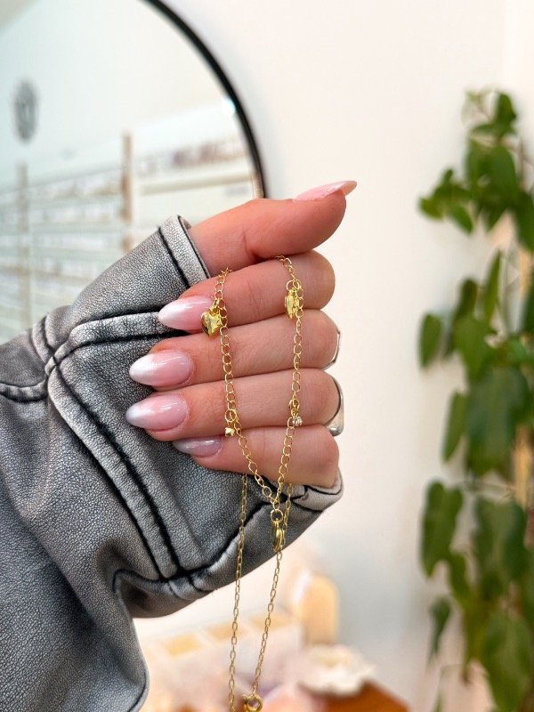 Producto - Cadenita bañada en oro corazones medianos y cúbics