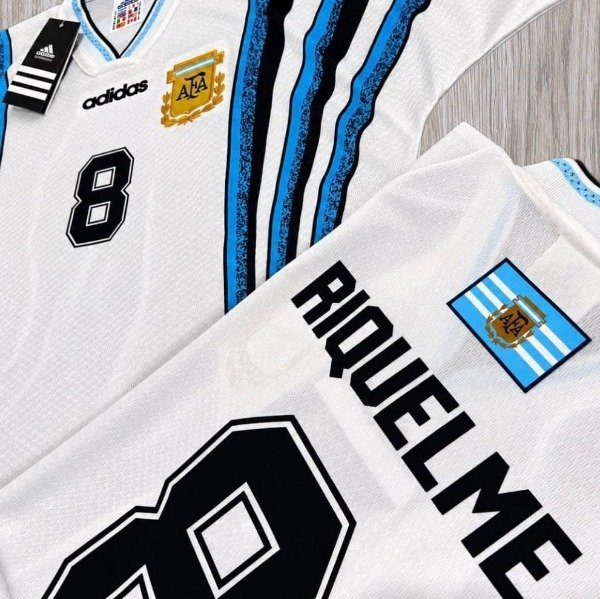 Producto - Camiseta Reedición AFA 1996/97 Riquelme - 1