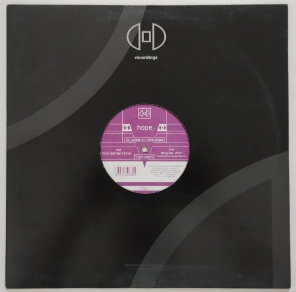 Producto - IAN WILKIE Vs. TIMO MAAS Twin Town Vinilo 12 UK 1999 Prog House Trance