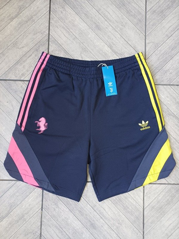 Producto - Bermuda Juventus - Adidas Originals