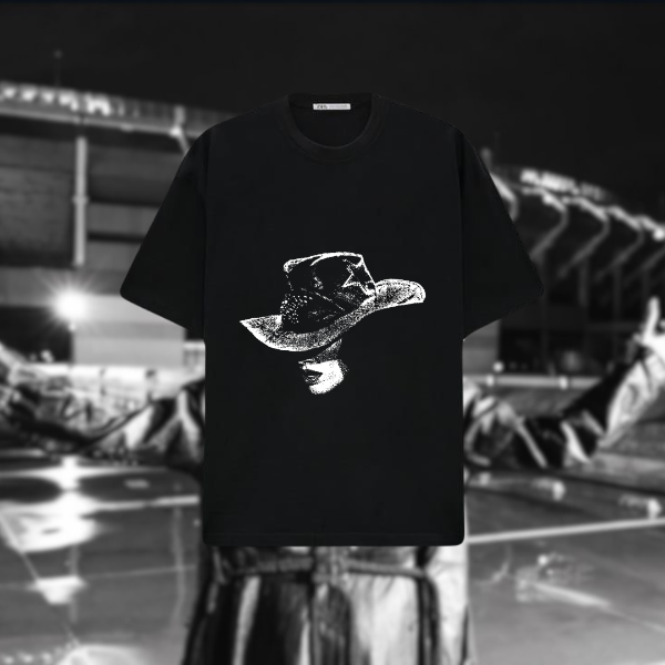 Lali - Remera Sombrero Negro
