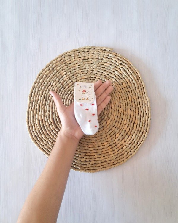 Producto - Media Colmena T2 (6-9M) Blanco con Puntos Rojos