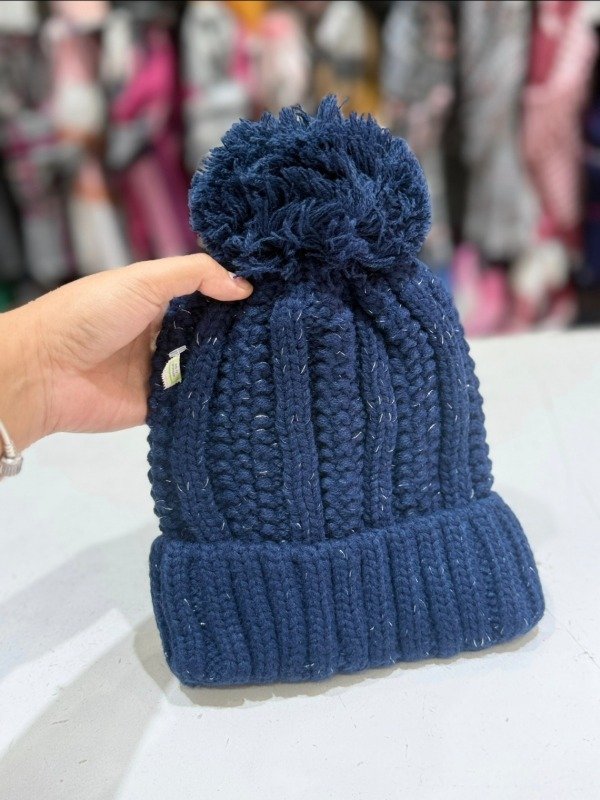 Producto - Gorro nevado con pompom importado - 1