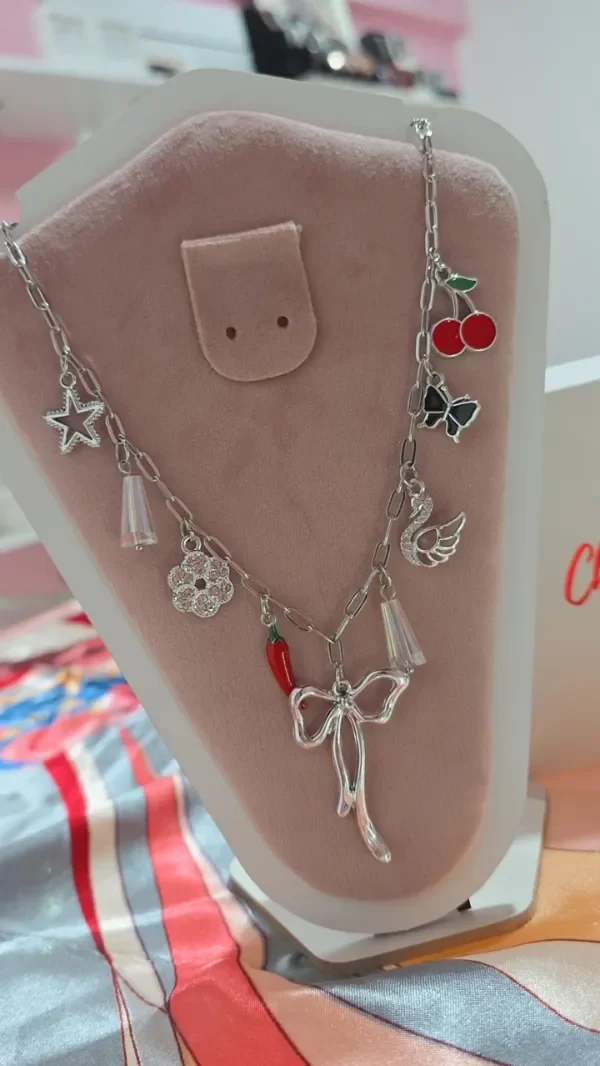 Producto - Collar dijes chunki AQ