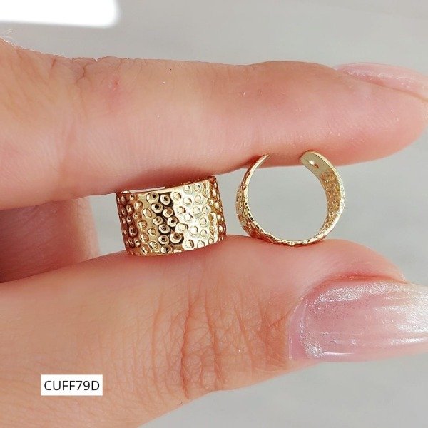 Producto - Aros cuff diseño punteado dorado/plateado