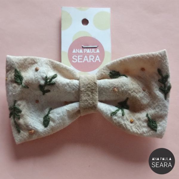 Producto - Moño Bordado Chico