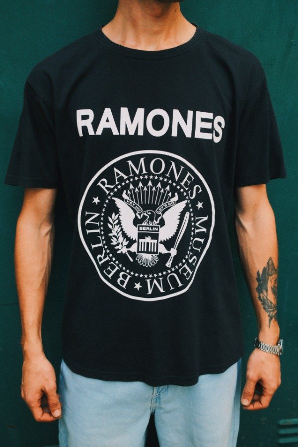 Producto - Remera Ramones Museum