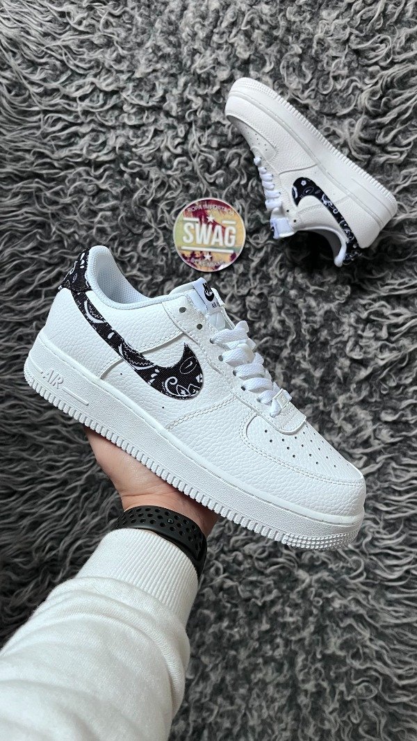 Producto - AIR FORCE 1 BLACK PAISLEY