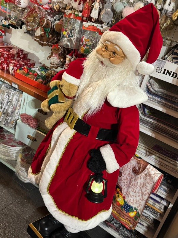 Producto - Papá Noel con oso y farol luminoso - música y movimiento (Efectivo: 890.320)