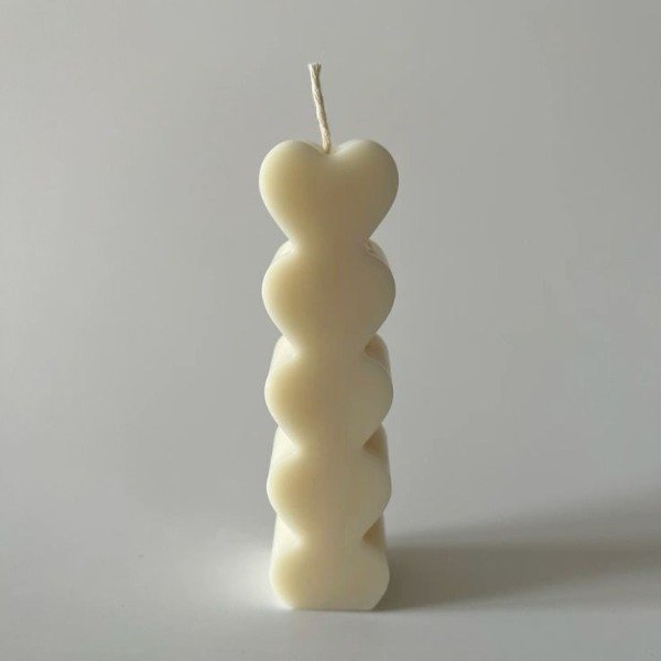 Producto - Vela torre de corazones