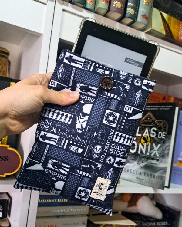 Producto - Funda para libros pocket con botón Star Wars IMPERMEABLE